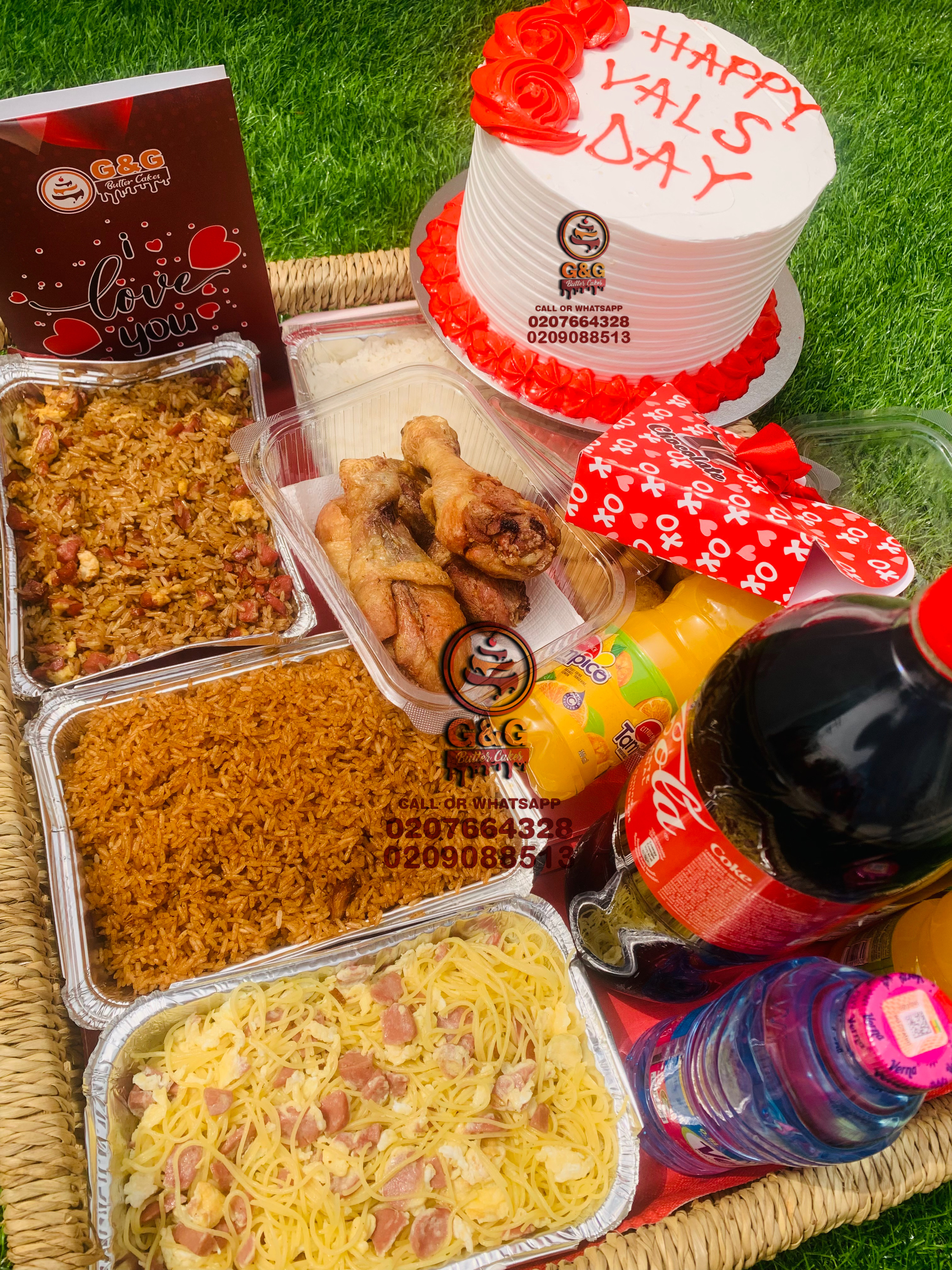 Image of X LARGE IN A BASKET WITH SMALL SIZE CAKE