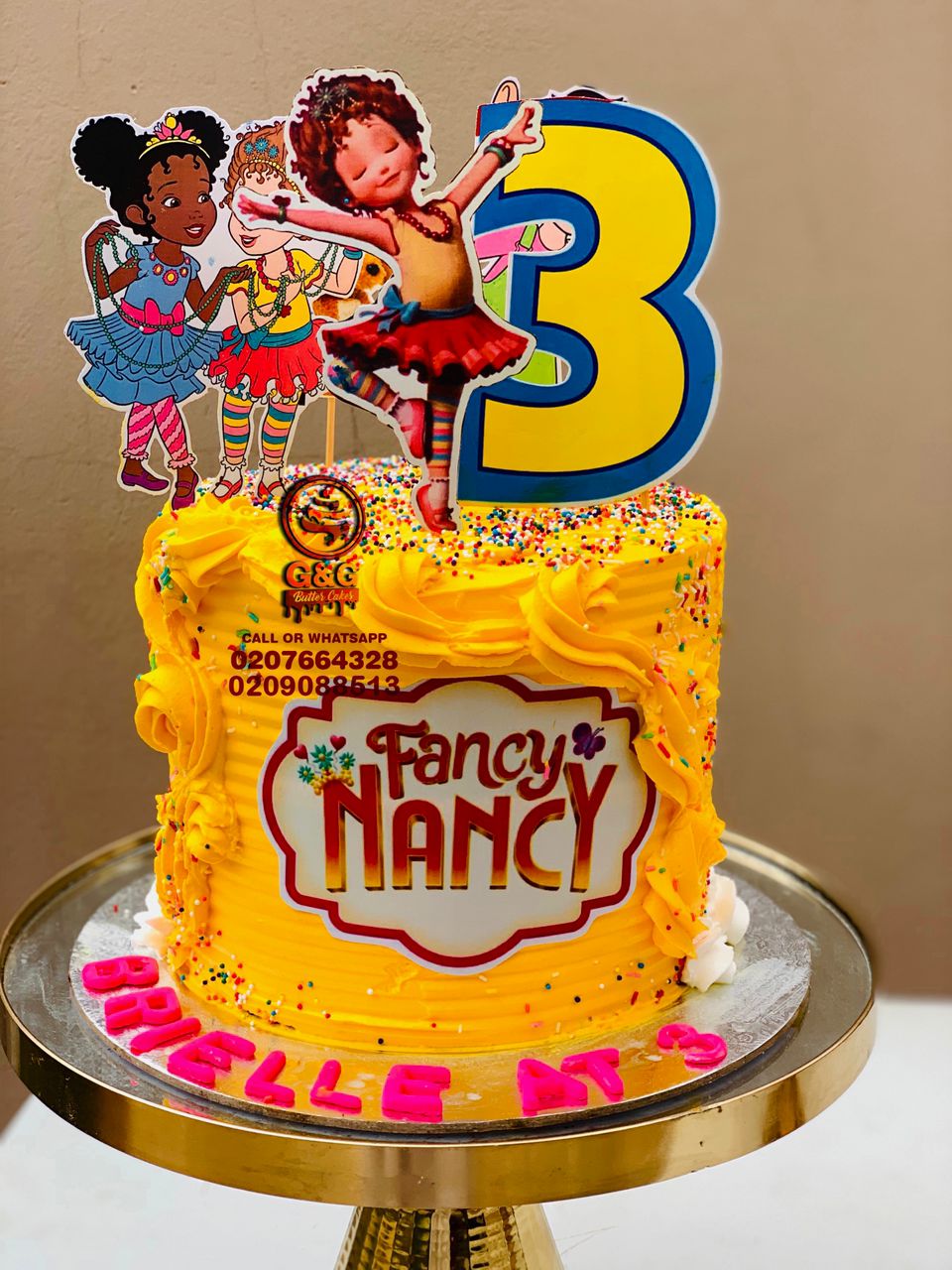Image of 8 INCHES THEME CAKE 2 LAYERS
